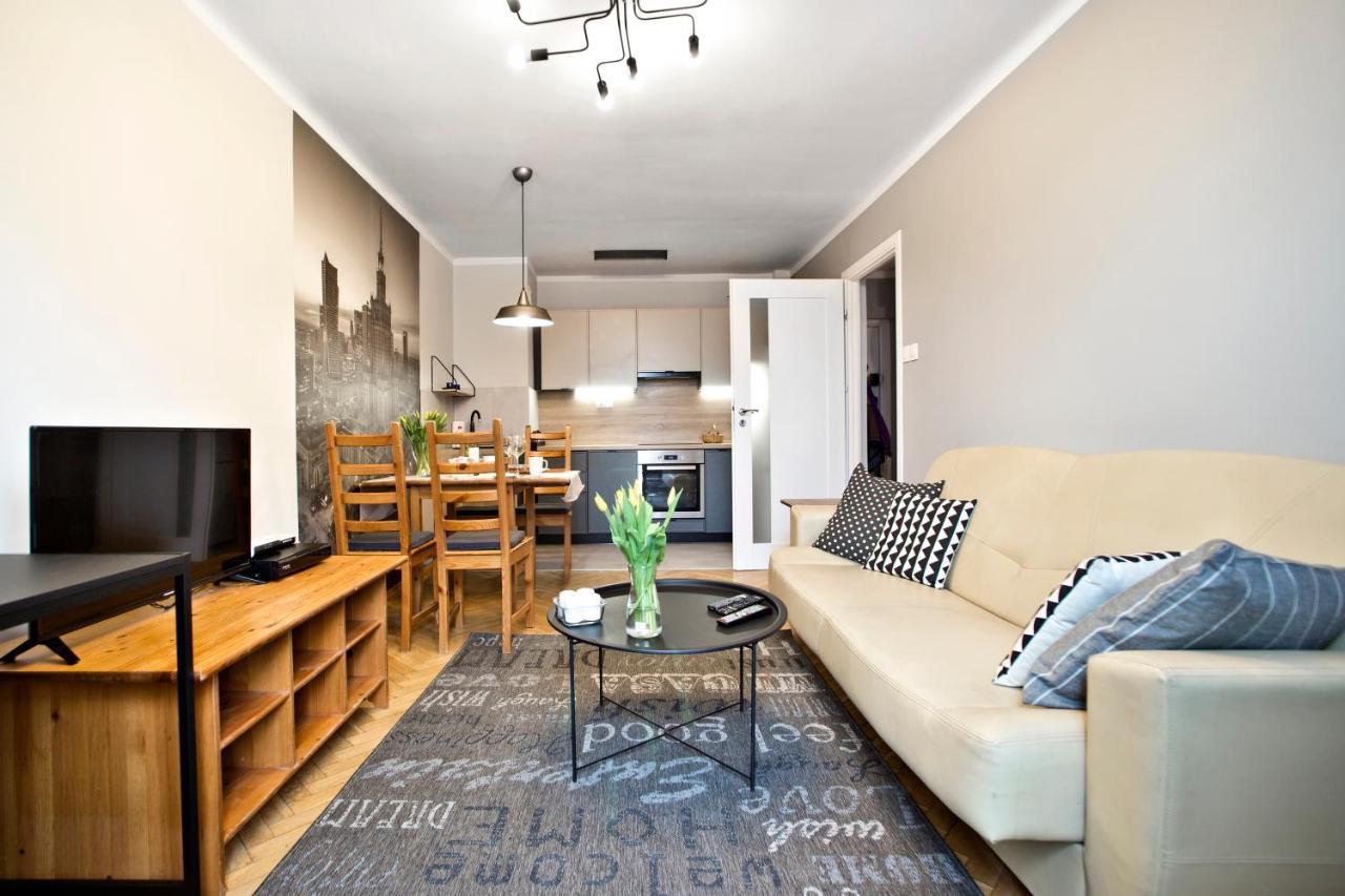 Hala Mirowska Apartments วอร์ซอ ภายนอก รูปภาพ
