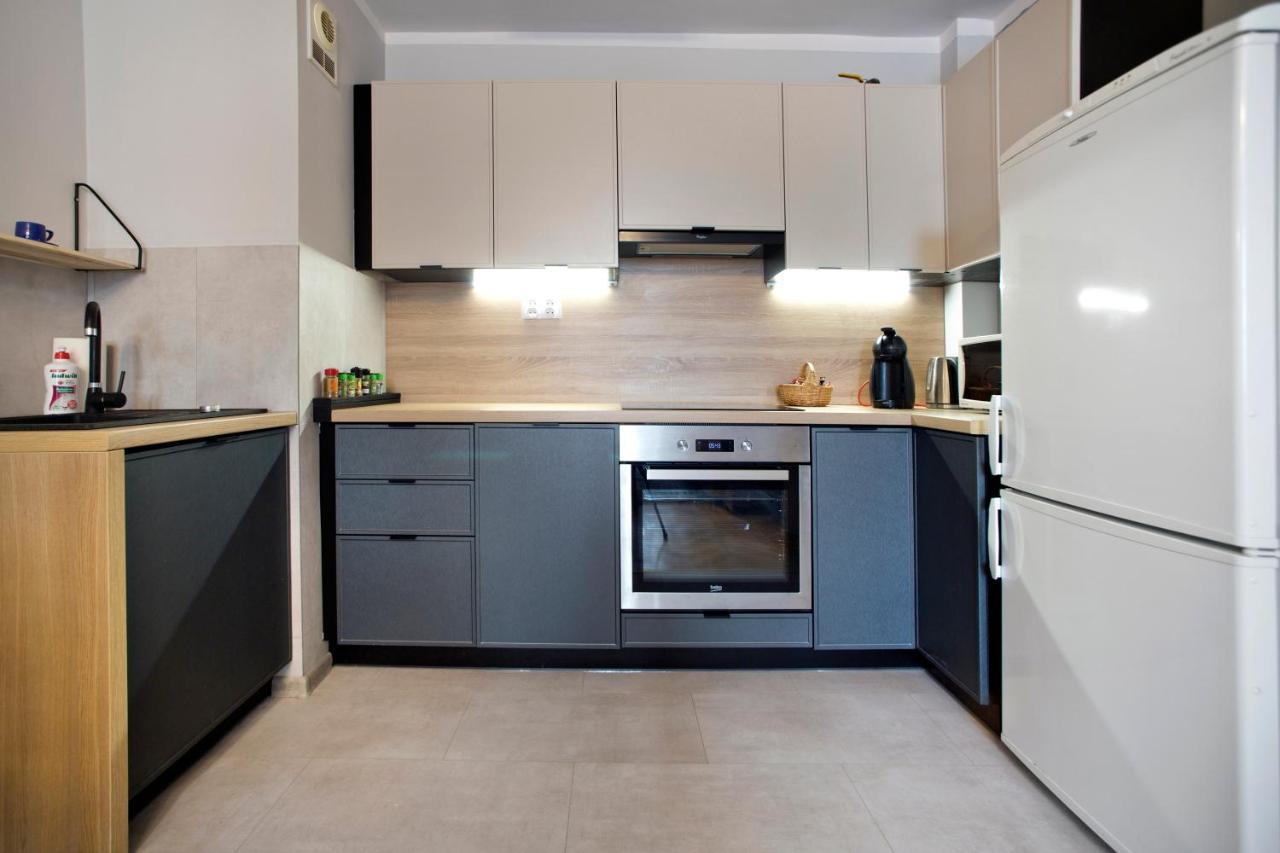 Hala Mirowska Apartments วอร์ซอ ภายนอก รูปภาพ
